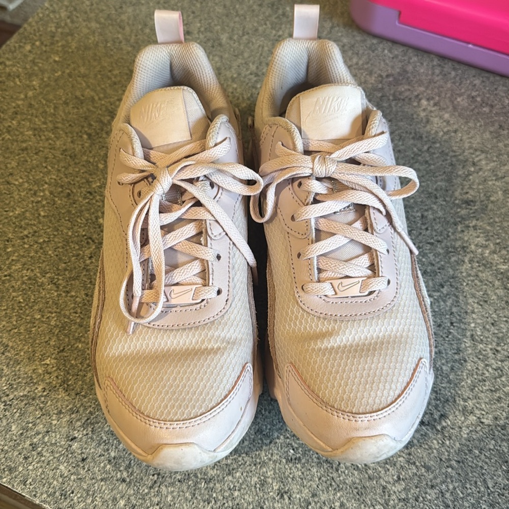 Nike RYZ 365 Barely Rose - Picture 6 of 9